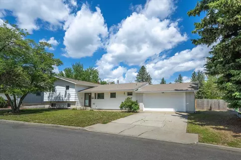 2231 E 45th Ave, Spokane, WA 99223