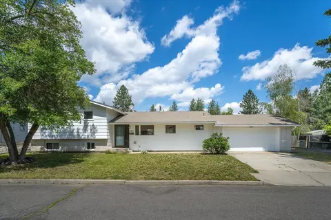 2231 E 45th Ave, Spokane, WA 99223 photo 2