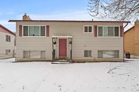 207209 W 5th St, Cheney, WA 99004