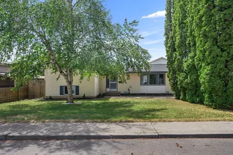1207 Holladay Dr, Cheney, WA 99004