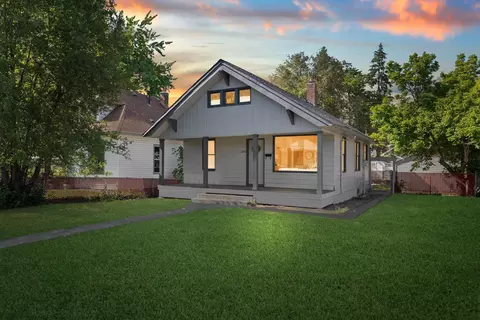 1124 W Carlisle Ave, Spokane, WA 99205