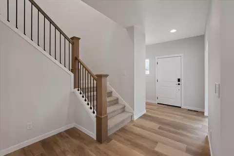 2115 E 33rd Ln, Spokane, WA 99203 photo 3