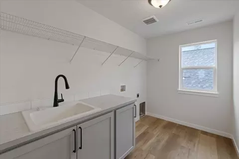 2115 E 33rd Ln, Spokane, WA 99203 photo 28
