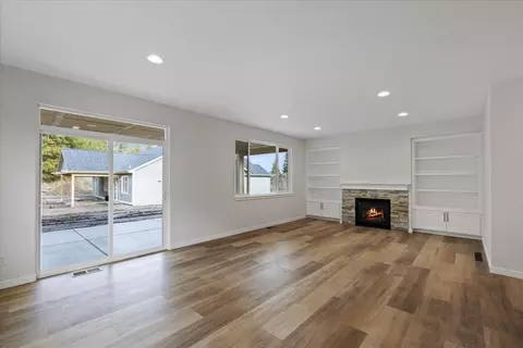 2115 E 33rd Ln, Spokane, WA 99203 photo 6