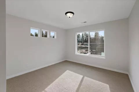 2115 E 33rd Ln, Spokane, WA 99203 photo 21
