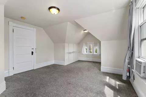 Bedroom - 914 E Nora Ave, Spokane, WA 99207 photo 3 of 6
