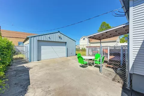 Exterior - 2907 E Hoffman Ave, Spokane, WA 99207 photo 3 of 7