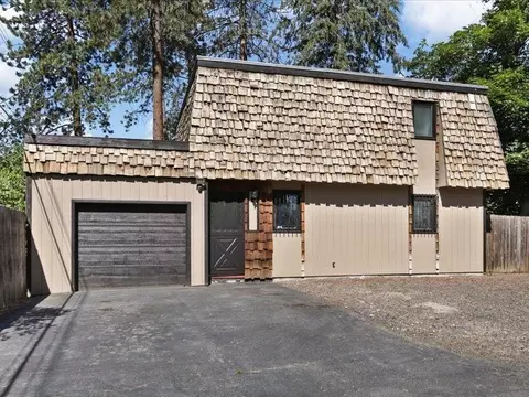 912 S Oberlin Rd, Spokane, WA 99206