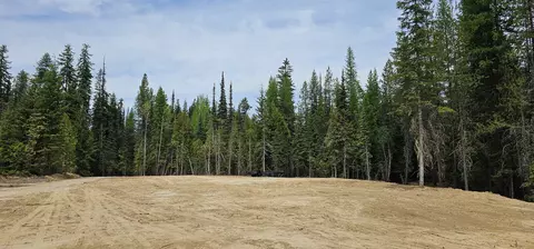 1963 Black Lake Rd, Colville, WA 99114