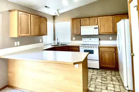 1415 E Devoe Ln, Spokane, WA 99217 photo 7