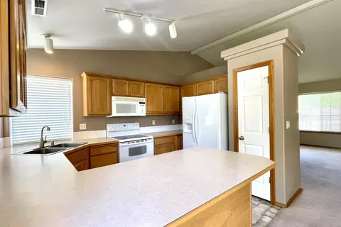 1415 E Devoe Ln, Spokane, WA 99217 photo 8