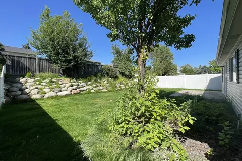 1415 E Devoe Ln, Spokane, WA 99217 photo 17