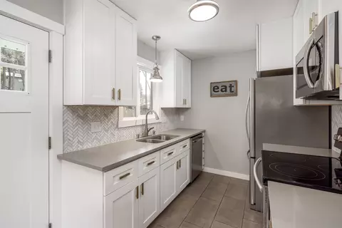 3818 E 12th Ave, Spokane, WA 99202 photo 9