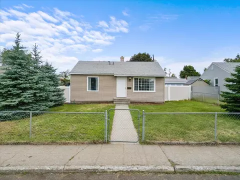 1307 E Garland Ave, Spokane, WA 99207