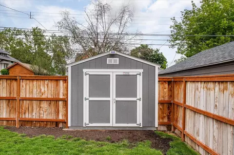 1211 E Augusta Ave, Spokane, WA 99207 photo 26