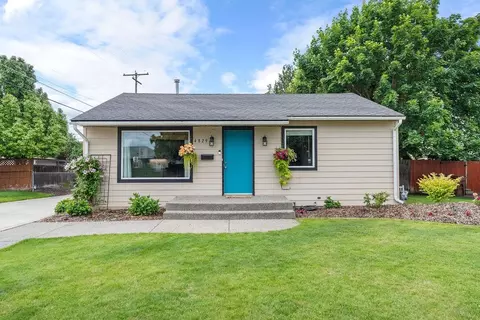 4829 W Hoffman Pl, Spokane, WA 99205