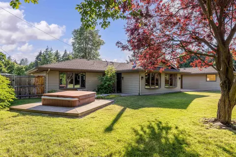 2025 E 59th Ave, Spokane, WA 99223 photo 3