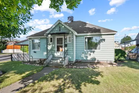 2728 N Atlantic St, Spokane, WA 99205