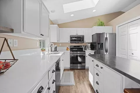 17504 N Edgecrest Rd, Colbert, WA 99005 photo 8