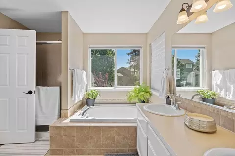 17504 N Edgecrest Rd, Colbert, WA 99005 photo 32