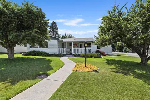 2615 N Bessie Rd, Spokane Valley, WA 99212
