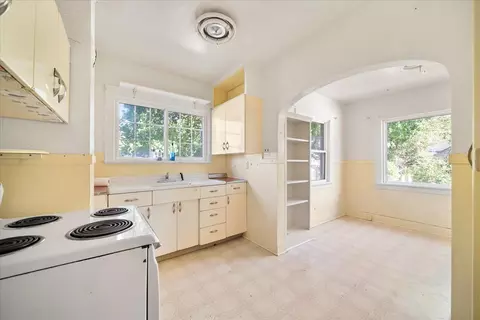 2618 Everett Ave, Spokane, WA 99207 photo 10