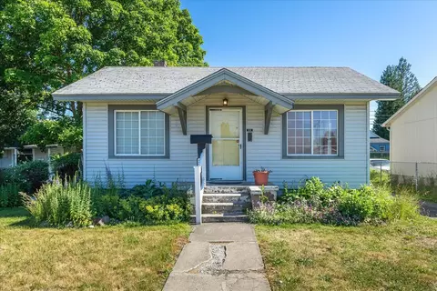 2618 Everett Ave, Spokane, WA 99207 photo 4