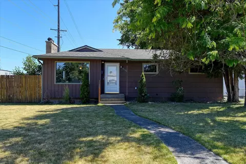 722 E Holyoke Ave, Spokane, WA 99208 photo 2