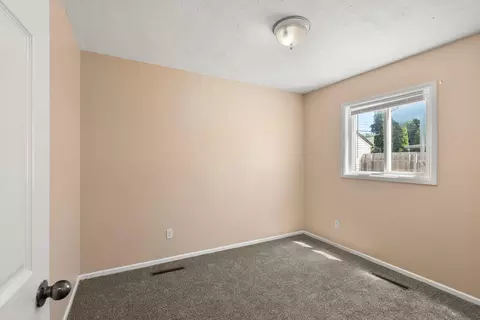 3707 E 30th Ave, Spokane, WA 99223 photo 11