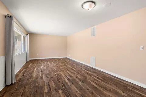 3707 E 30th Ave, Spokane, WA 99223 photo 2