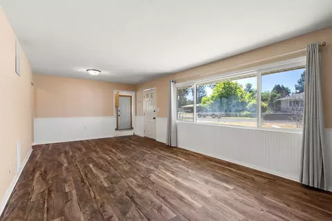 3707 E 30th Ave, Spokane, WA 99223 photo 4