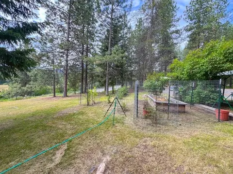 Exterior - 1992 Summit Valley Rd, Addy, WA 99101 photo 14 of 15