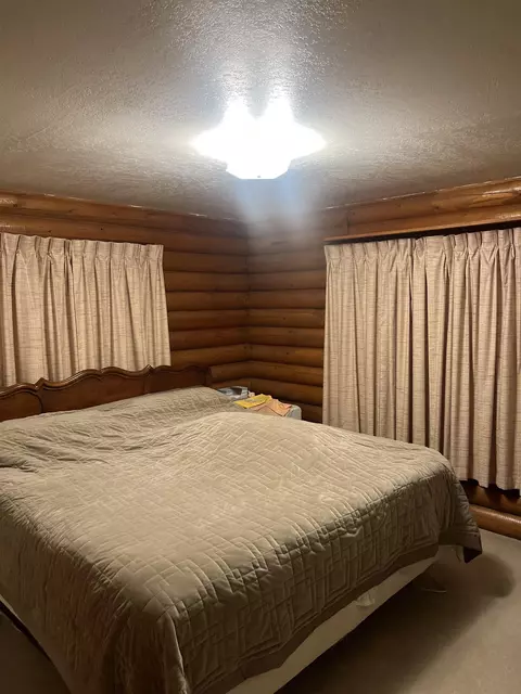 Bedroom - 1992 Summit Valley Rd, Addy, WA 99101 photo 1 of 1
