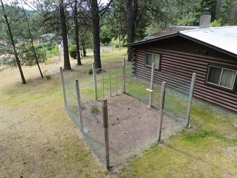 Exterior - 1992 Summit Valley Rd, Addy, WA 99101 photo 6 of 15