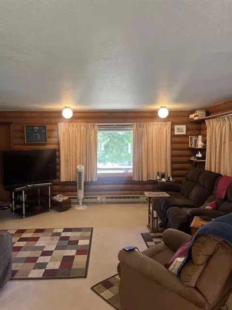 Living - 1992 Summit Valley Rd, Addy, WA 99101 photo 2 of 2