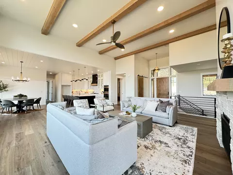 Living - 6307 E Foxtrot Ln, Colbert, WA 99005 photo 2 of 3