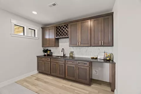 Kitchen - 6307 E Foxtrot Ln, Colbert, WA 99005 photo 4 of 4