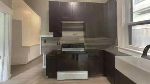 Kitchen - 1604 E 12th Ave, Spokane, WA 99202 photo 3 of 3