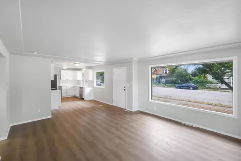 1905 E Boone Ave, Spokane, WA 99202 photo 4
