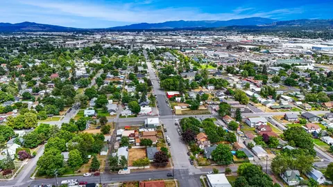 1905 E Boone Ave, Spokane, WA 99202 photo 36