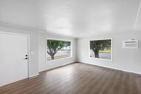 1905 E Boone Ave, Spokane, WA 99202 photo 3