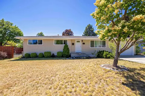 3505 W Indian Trail Rd, Spokane, WA 99208