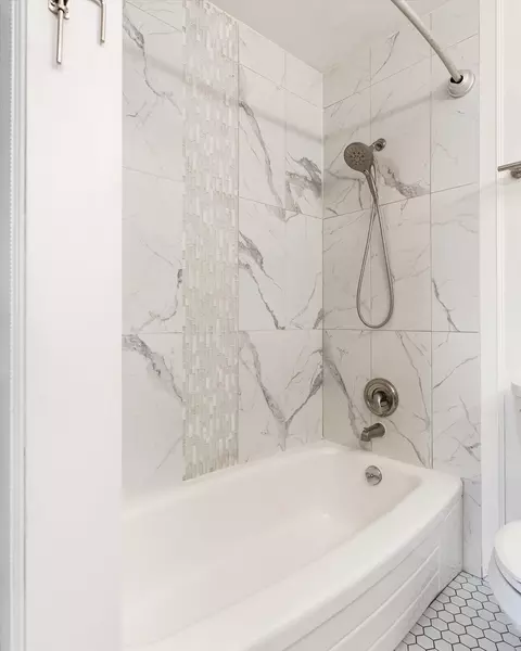 Bath - 13619 E 29th Ave, Spokane Valley, WA 99216 photo 3 of 3