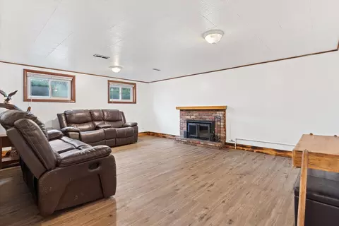 Living - 13619 E 29th Ave, Spokane Valley, WA 99216 photo 5 of 5