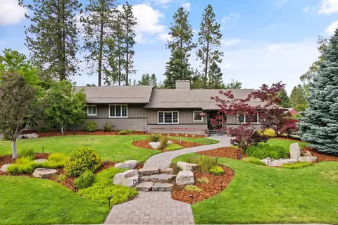 1527 E Woodcliff Rd, Spokane, WA 99203