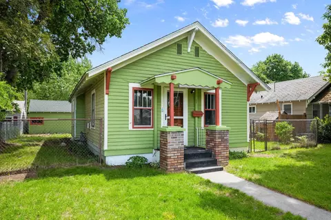 5208 N Madison St, Spokane, WA 99205