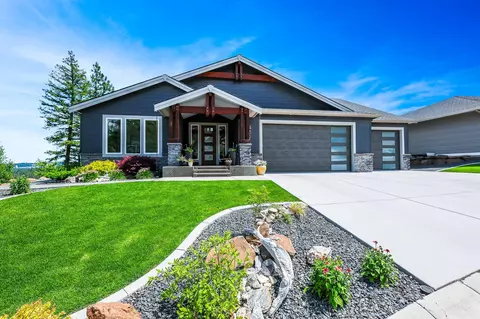 4321 S Crows Nest Ln, Spokane, WA 99206