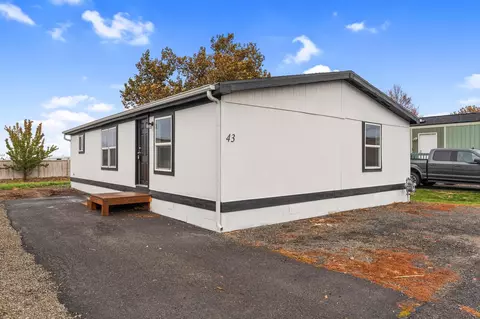 10510 W Richland Rd UNIT 43, Cheney, WA 99004