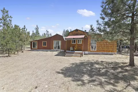 7738 Byron St Way, Ford, WA 99013