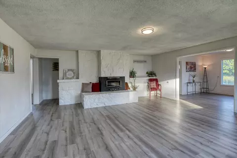 Living - 540 N Pine St, Spangle, WA 99031 photo 6 of 7